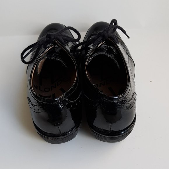 Oxfords - Picture 4 of 5